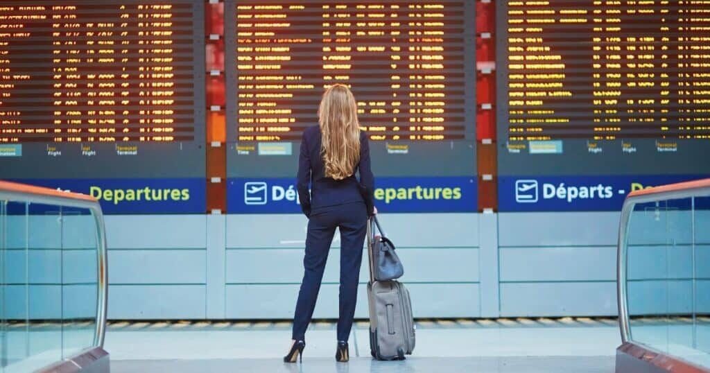 Servicii de inchirieri auto Otopeni pentru pasageri cu zbor intarziat
